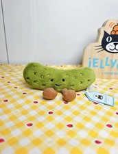 "Jellycat Amuseable Pickle